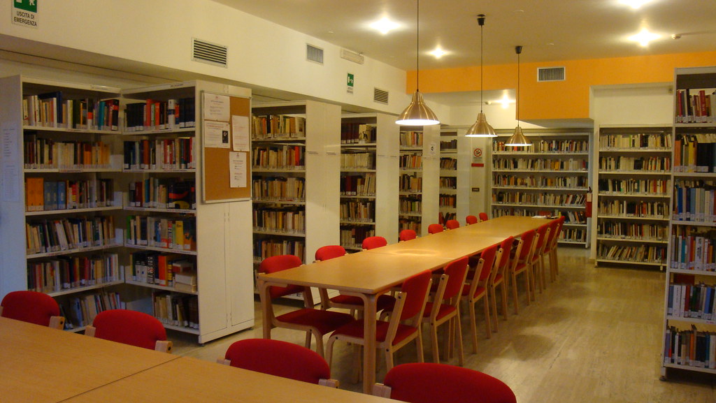Biblioteca Maria Zambrano