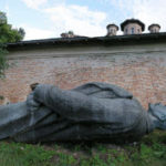 Iosif Kiraly, Reconstruction, Mogosoaia, Lenin, Goza, 2a, 2006. Courtesy Collezione Fondazione CrMo